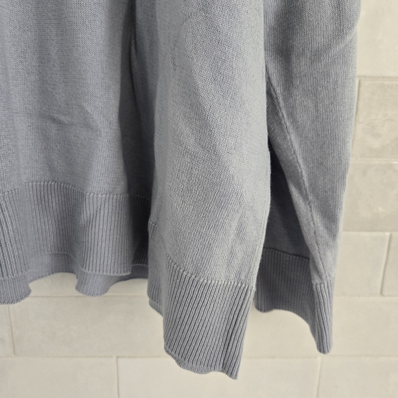 Eileen Fisher Light Gray V-Neck Sweater - Picture 4 of 6